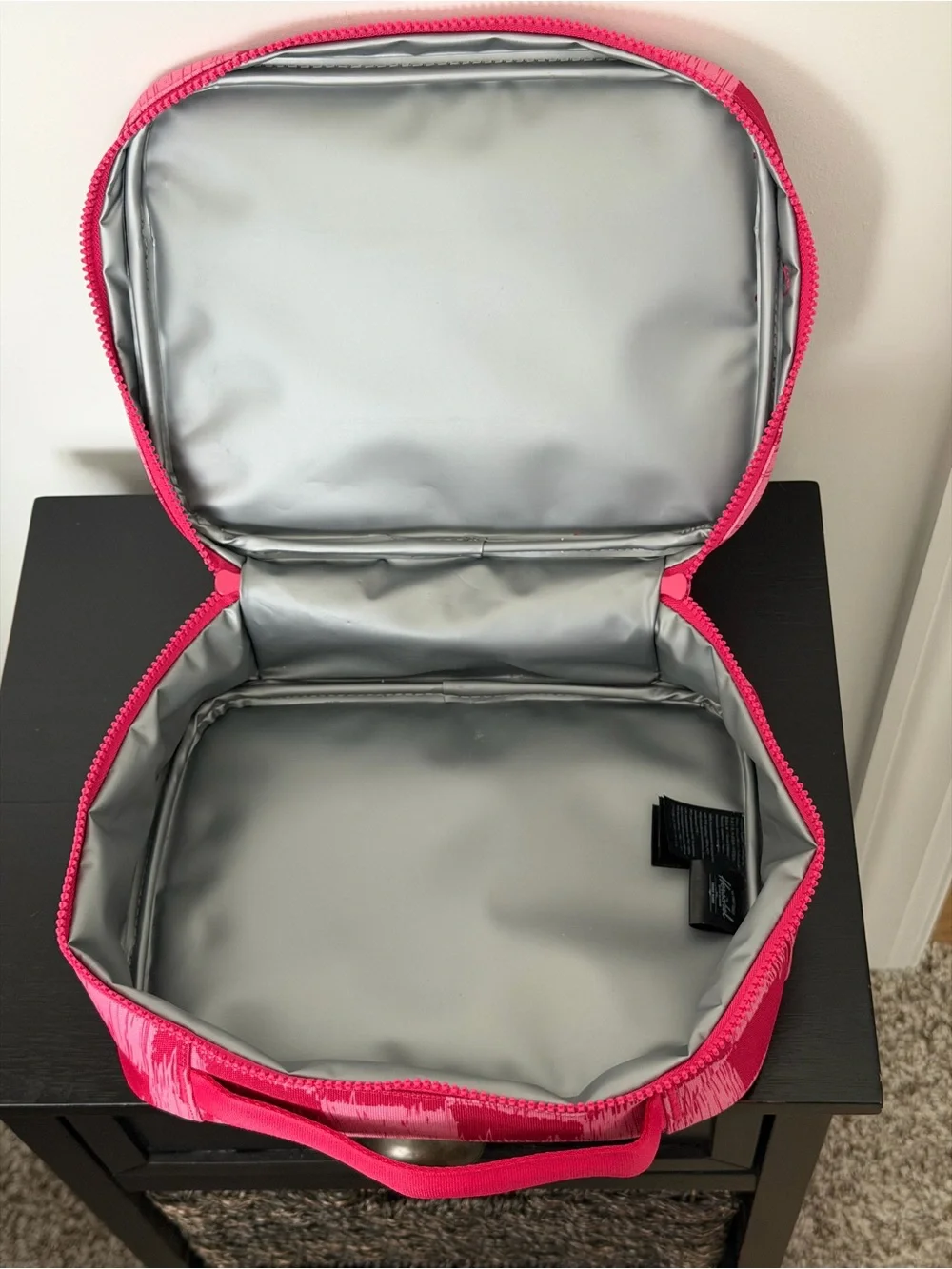 Herschel Pop Quiz Lunch Box in the Check Yourself Raspberry pattern